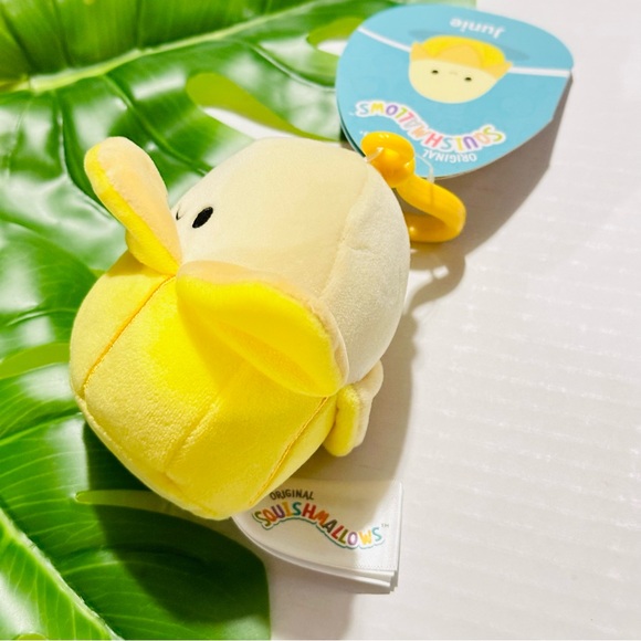 Squishmallows Junie The Yellow Banana - Child's Ultra Soft Stuffed Plush Clip-on - Picture 2 of 13